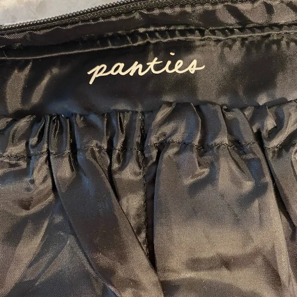 NWT Victoria’s Secret travelcase,canvas, compartments, retails for $70. - Picture 8 of 10